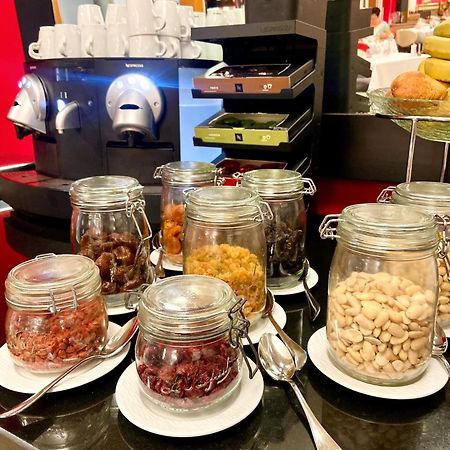 Les Maritonnes Parc & Vignoble Hotell Romanèche-Thorins Eksteriør bilde